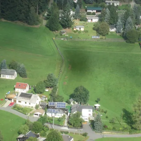 Gorgeous In Sohl With Garden