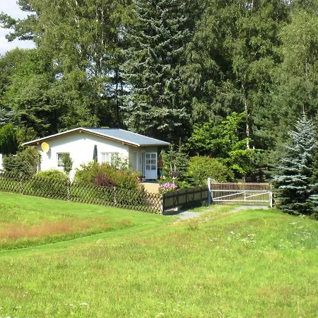 Gorgeous In Sohl With Garden Ferienhaus