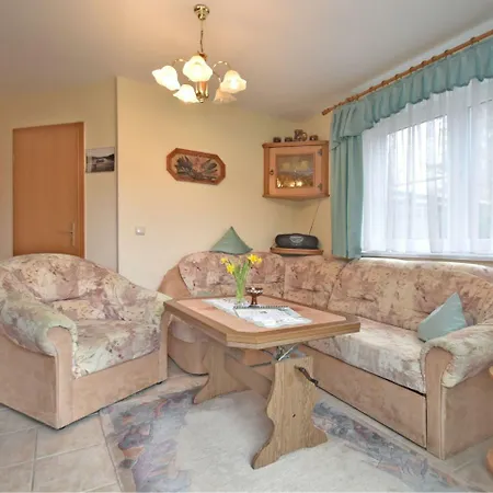 Gorgeous In Sohl With Garden Ferienhaus