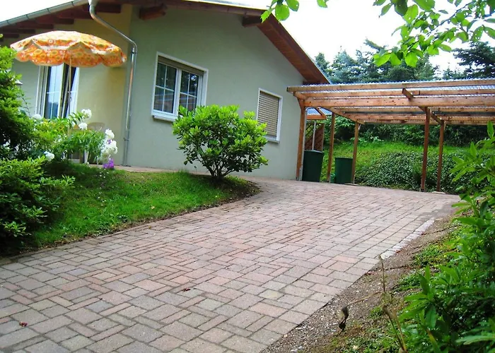 Gorgeous In Sohl With Garden *