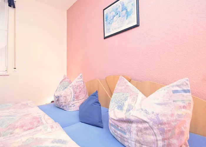 Gorgeous In Sohl With Garden