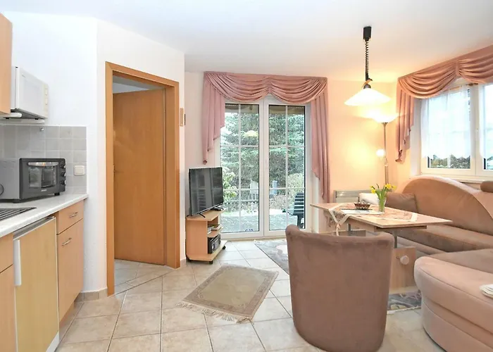 Gorgeous In Sohl With Garden بيت للعطل