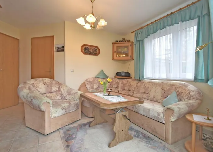 Gorgeous In Sohl With Garden بيت للعطل