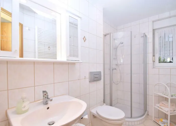 بيت للعطل Gorgeous In Sohl With Garden